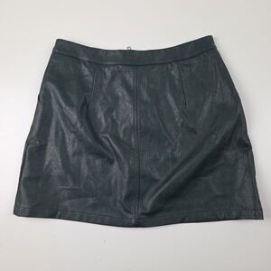 NEW-Comme USA Green  Faux Leather Zippered Front Women's Skirt Size Medium